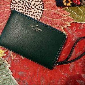 Kate Spade New Staci Medium L-Zip Wristlet | Deep Green | NWOT